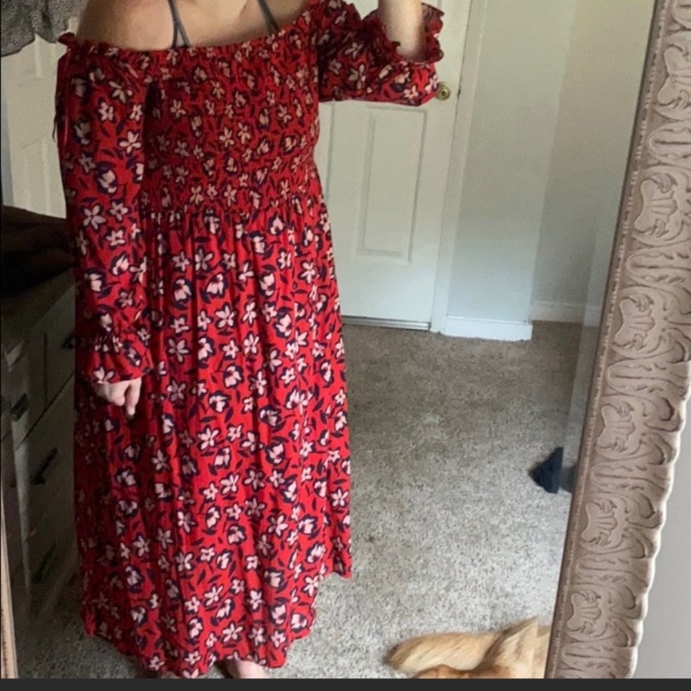 Women’s dress